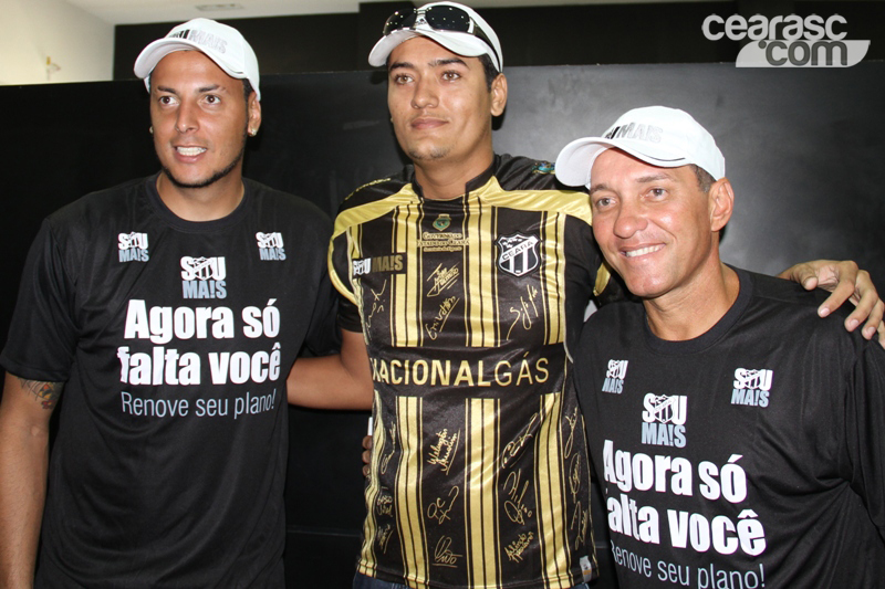 [17-03] PC Gusmao e Fernando Henrique recepcionam torcedores2 - 12