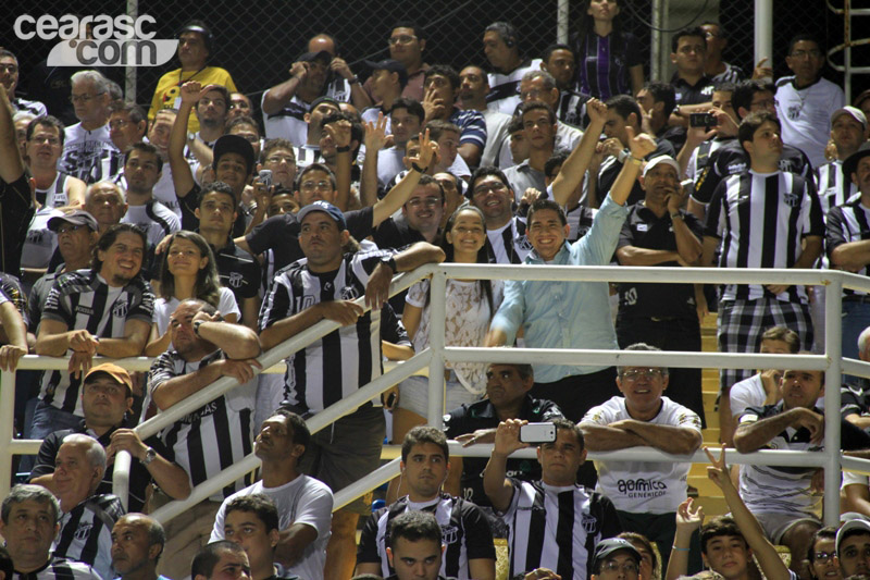 [28-02] Ceará 5 x 1 Vitória - Torcida - 13