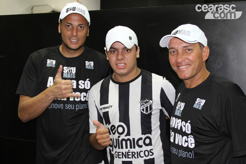 [17-03] PC Gusmao e Fernando Henrique recepcionam torcedores2 - 15