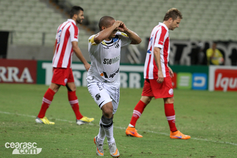 [07-09] Ceará 1 X 0 Náutico - 02 - 5