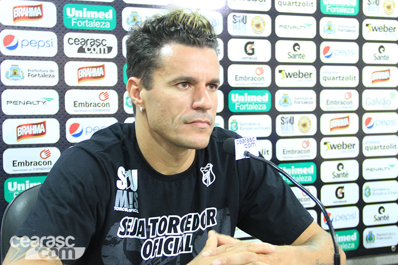 [15-01] Apresentação de Michel - 14