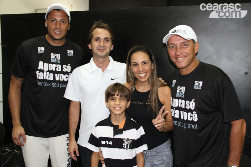 [17-03] PC Gusmao e Fernando Henrique recepcionam torcedores4 - 8