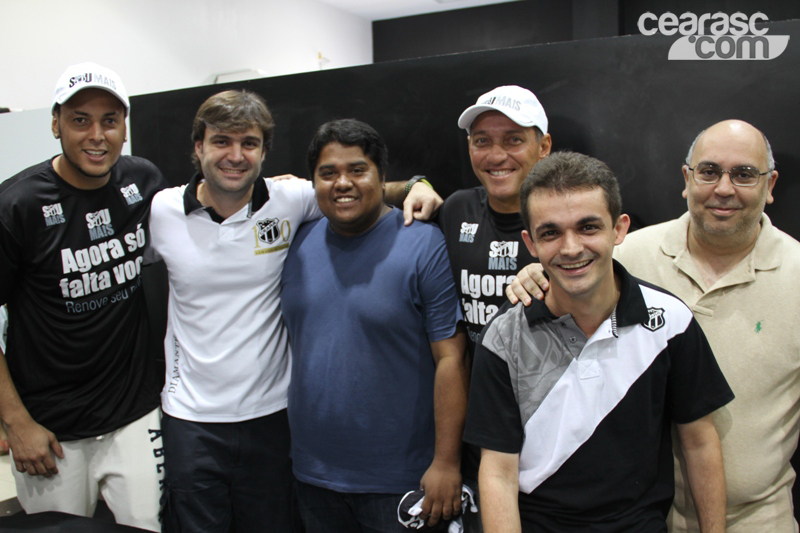 [17-03] PC Gusmao e Fernando Henrique recepcionam torcedores4 - 20