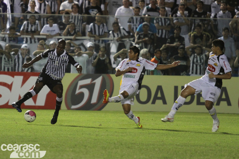 [06-07] Ceara 2 x 2 Criciuma-02 - 13