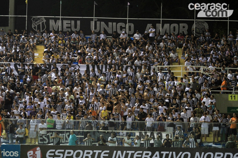 [28-02] Ceará 5 x 1 Vitória - Torcida - 18