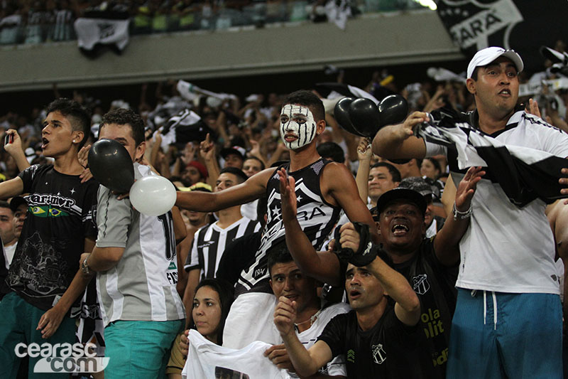 [29-04] Ceará 2 x 1 Bahia - Torcida - 63