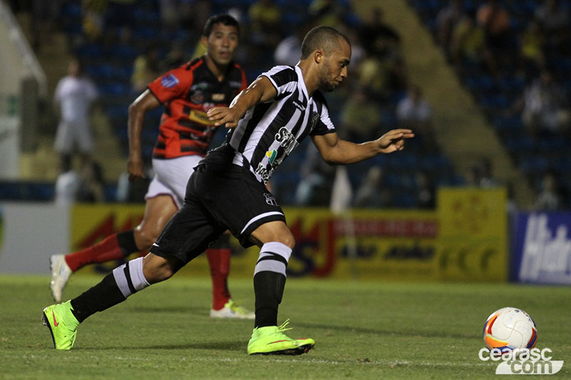 [18-04] Ceará 3 x 0 Guarani (J) - 43