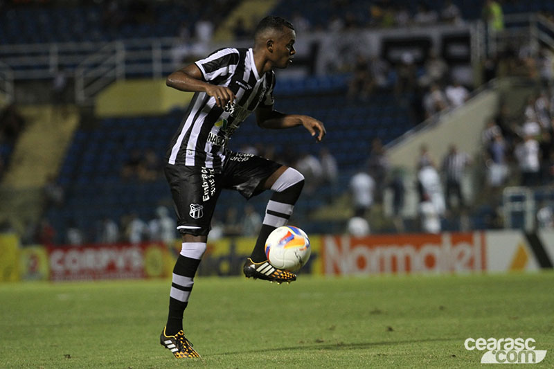 [18-04] Ceará 3 x 0 Guarani (J) - 45