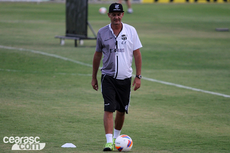 [23-10] Treino tático - 10