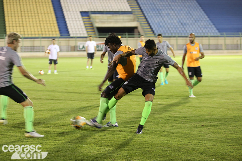 [16-01-2017] Treino Técnico + Tático - Estádio Domingão  - 10