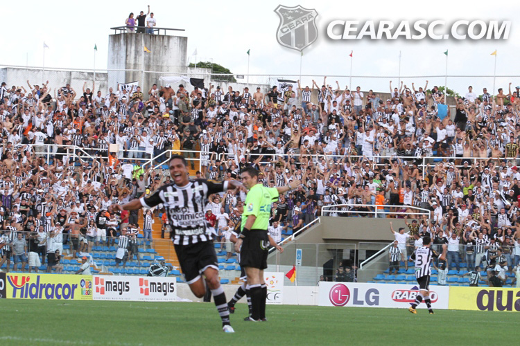 [08-05] Ceará 5 x 0 Guarani - TORCIDA - 3