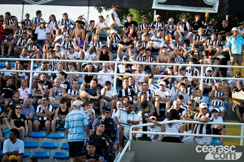 [29-01] Ceara 2 X 1 Ferroviario - Torcida - 01 - 15