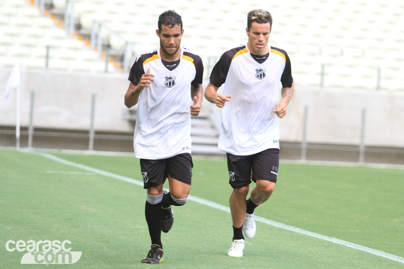 [17-01] Treino coletivo -  Castelão - 12