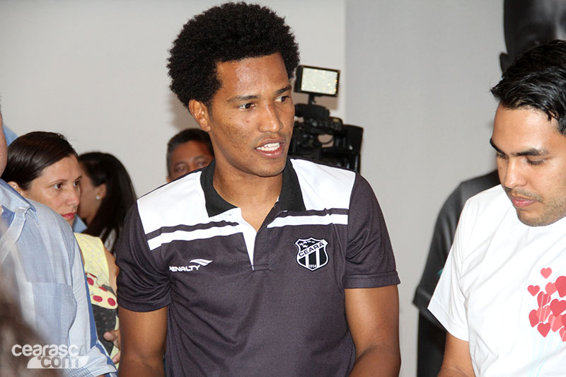 [18-11] Loja do Bem - Noite de Autógrafos - 40