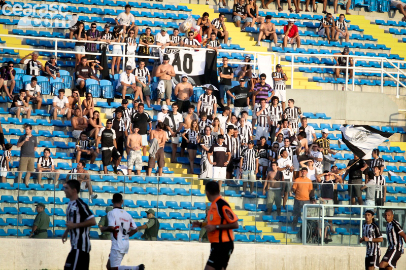 [29-01] Ceara 2 X 1 Ferroviario - Torcida - 02 - 6
