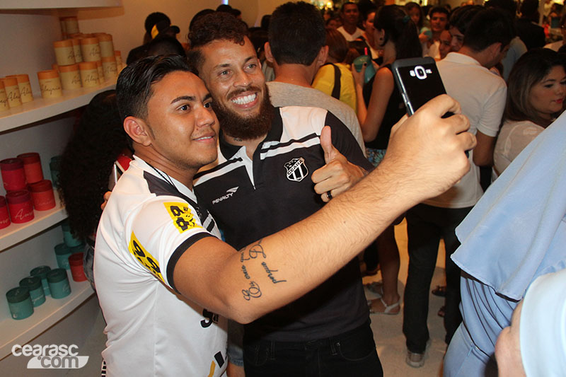 [18-11] Loja do Bem - Noite de Autógrafos - 66