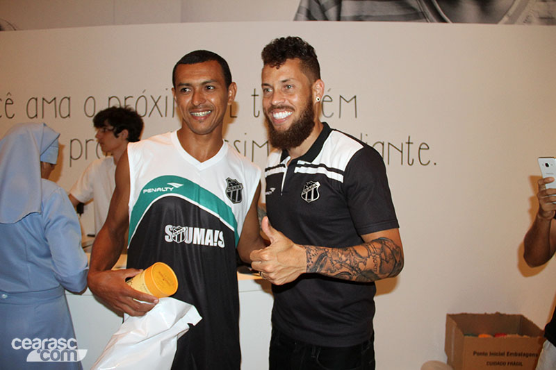 [18-11] Loja do Bem - Noite de Autógrafos - 69