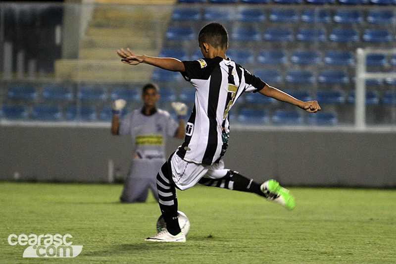 [11-11] Ceará 0 x 0 Estação - Final (7x6) - 02 - 15