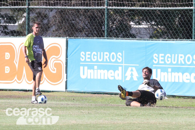 [13-08] Ceará treina em São Paulo - 4