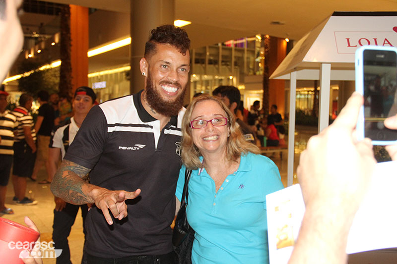 [18-11] Loja do Bem - Noite de Autógrafos - 83