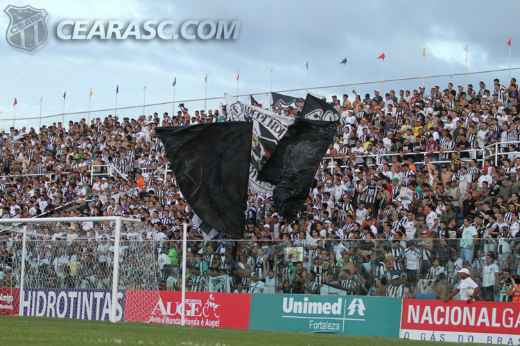 [08-05] Ceará 5 x 0 Guarani - TORCIDA - 9