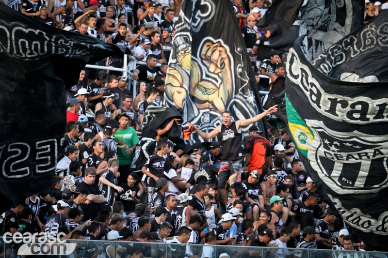 [29-01] Ceara 2 X 1 Ferroviario - Torcida - 02 - 12