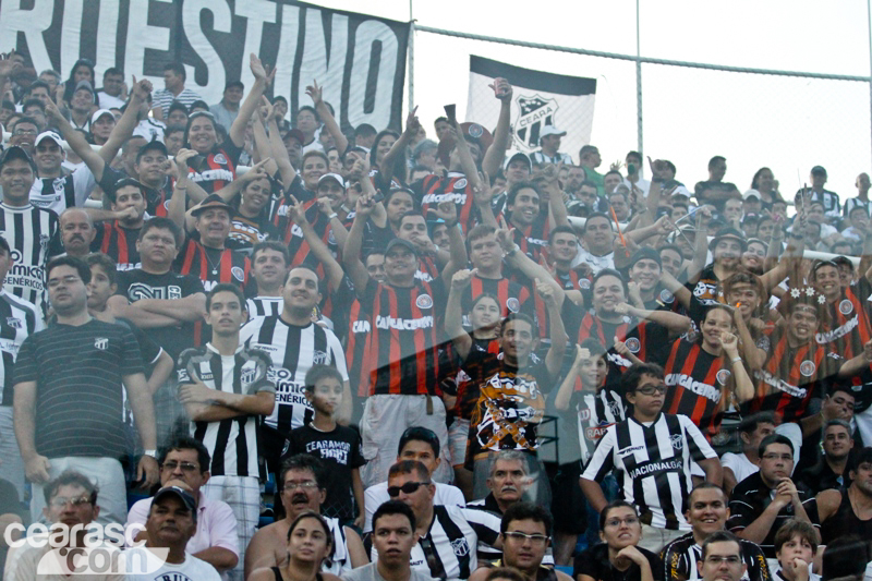 [29-01] Ceara 2 X 1 Ferroviario - Torcida - 02 - 14