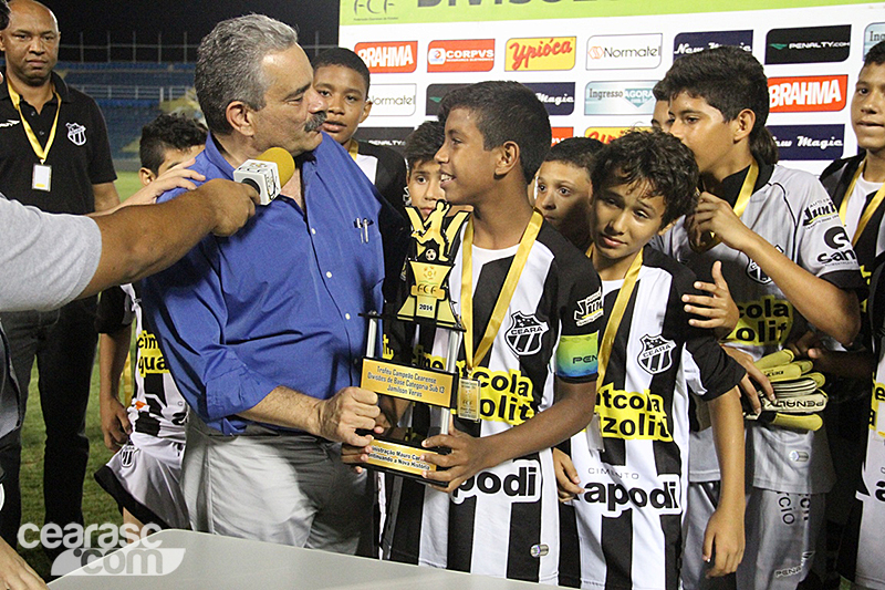 [11-11] Ceará 0 x 0 Estação - Final (7x6) - 04 - 15