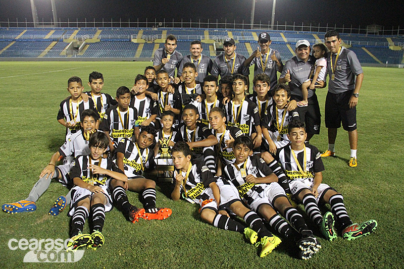 [11-11] Ceará 0 x 0 Estação - Final (7x6) - 04 - 17