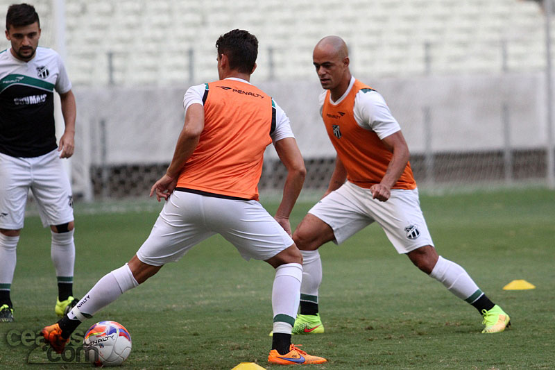 [06-08] Treino tático - Castelão - 11