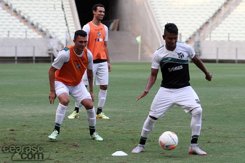 [06-08] Treino tático - Castelão - 12