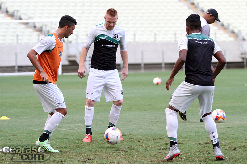 [06-08] Treino tático - Castelão - 14