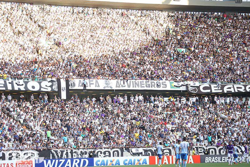 [28-11] Ceará 1 x 0 Macaé - Torcida - 22