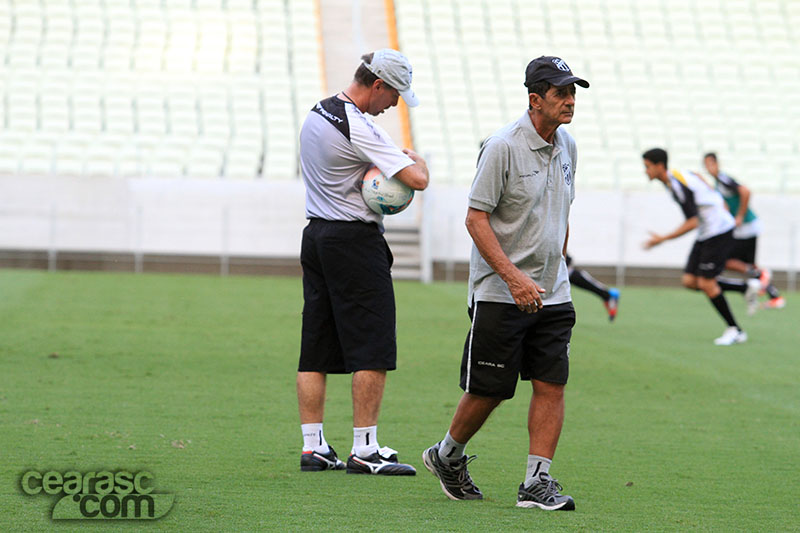 [19-08] Treino coletivo - Castelão - 15