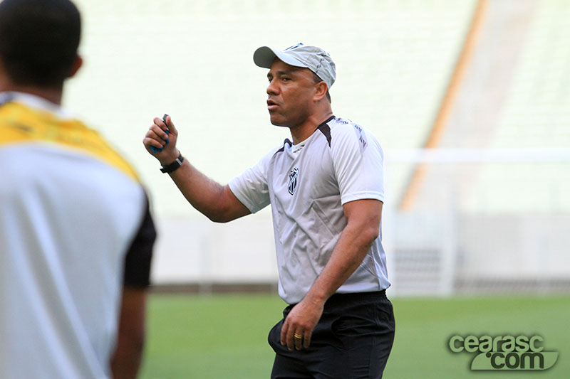 [19-08] Treino coletivo - Castelão - 17