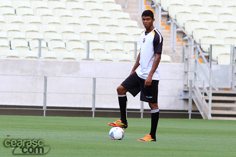 [19-08] Treino coletivo - Castelão - 19