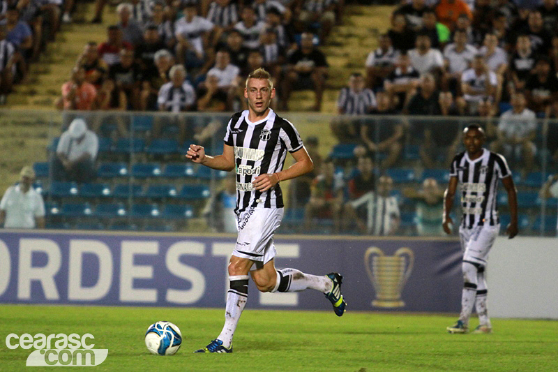 [10-03] Ceará 1 x 0 River/PI2 - 12