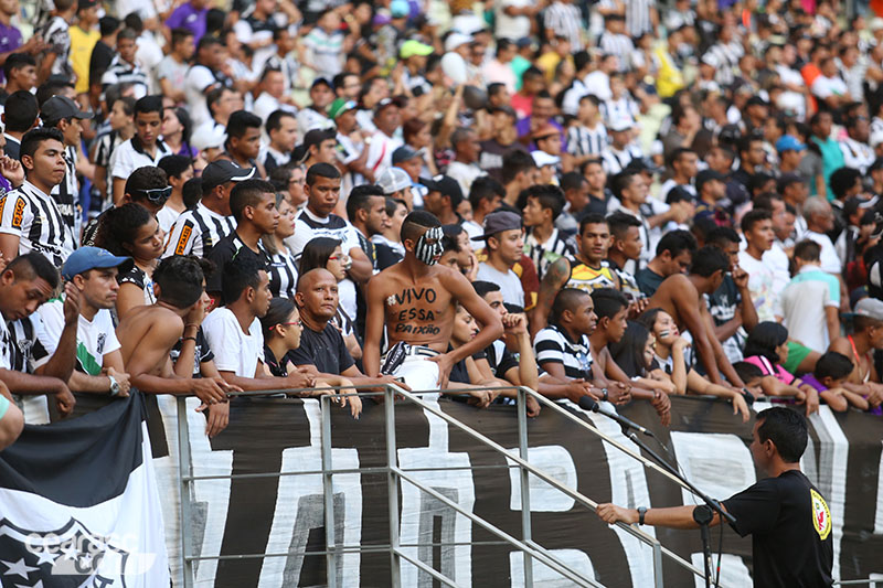 [28-11] Ceará 1 x 0 Macaé - Torcida - 33