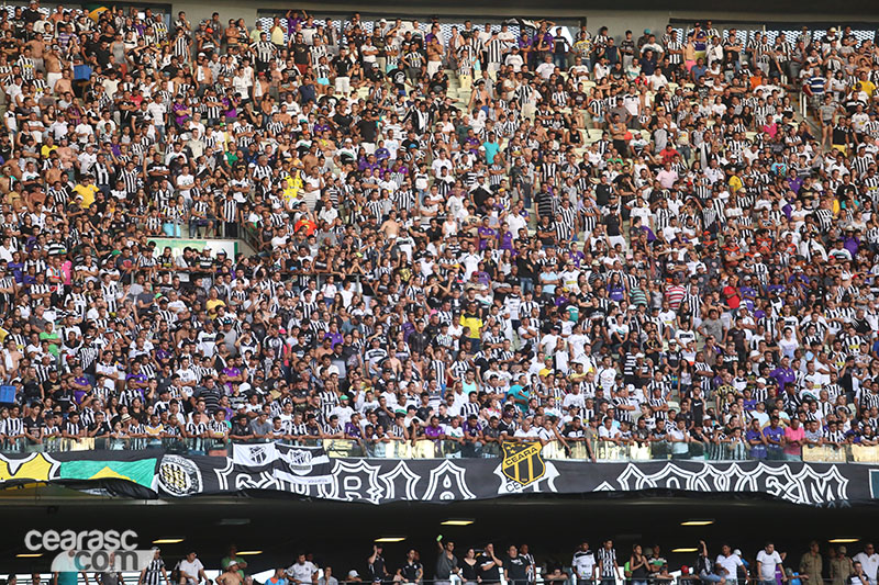 [28-11] Ceará 1 x 0 Macaé - Torcida - 34