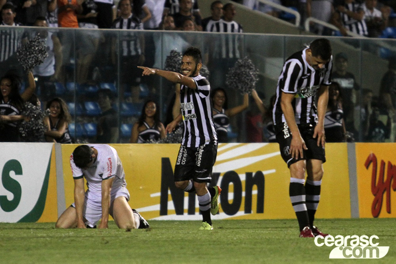 [20-05] Ceará 3 x 0 América-MG - 25