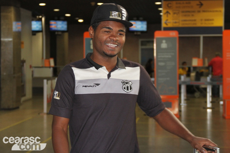 [02-06] Ceará viaja para Atibaia-SP - 1