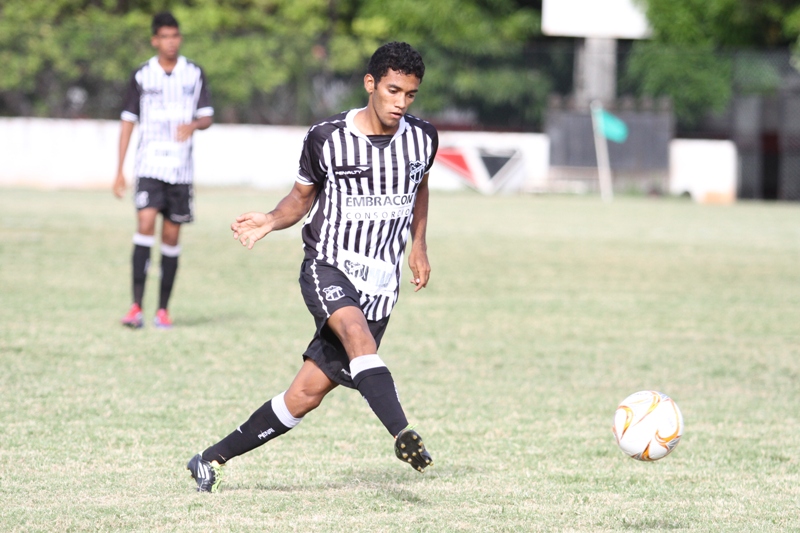 [02-04] Ferroviário  3 x 4 Ceará - SUB-20 - 6