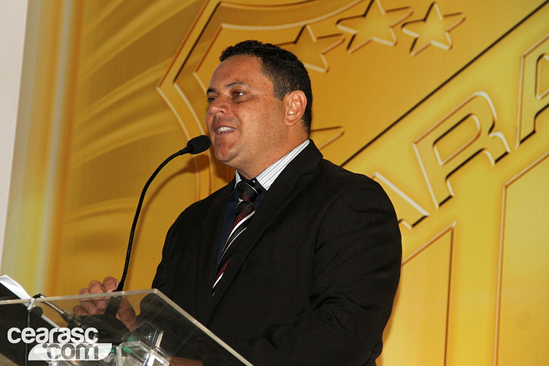 [12-11] Ceará lançou o livro do Centenário2 - 21