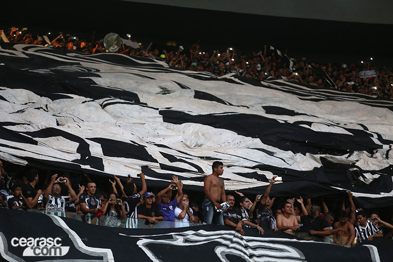 [28-11] Ceará 1 x 0 Macaé - Torcida - 47