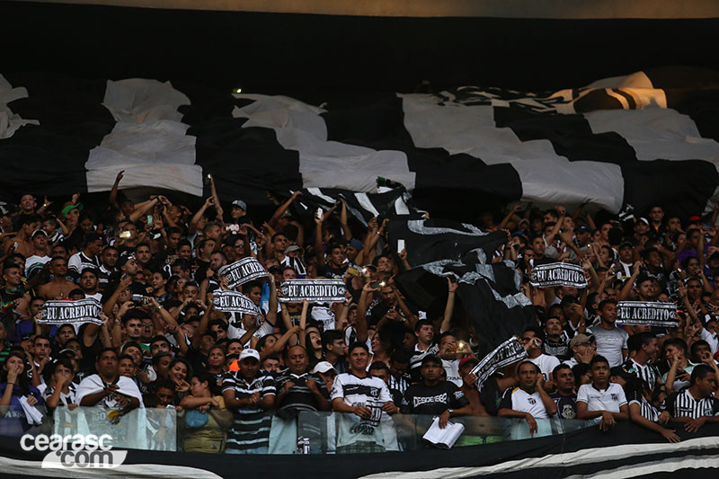[28-11] Ceará 1 x 0 Macaé - Torcida - 48