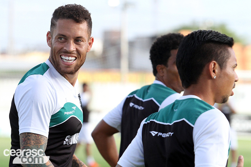 [25-01] Reapresentação + coletiva - 15