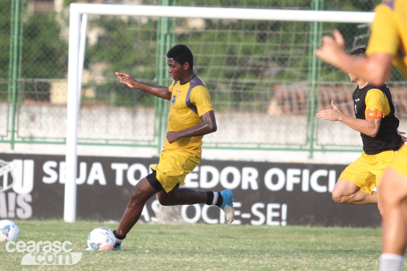 [04-03] Reapresentação + Treino técnico - 12