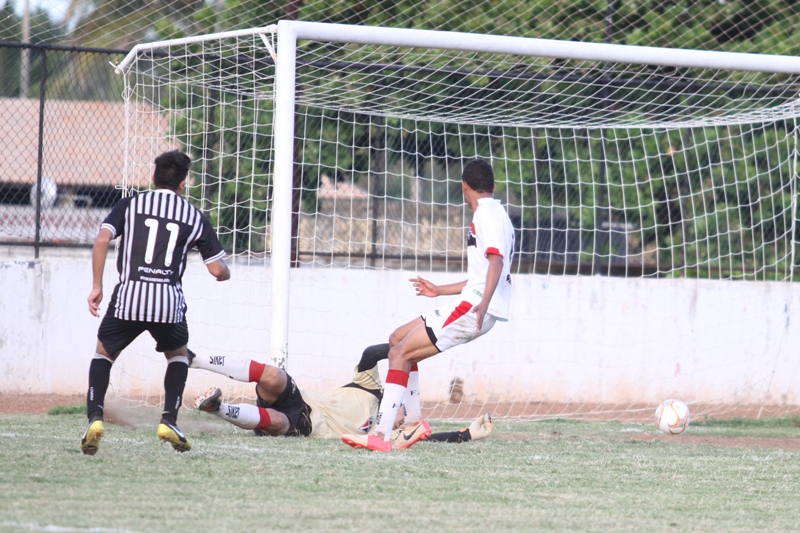 [02-04] Ferroviário  3 x 4 Ceará - SUB-20 - 25