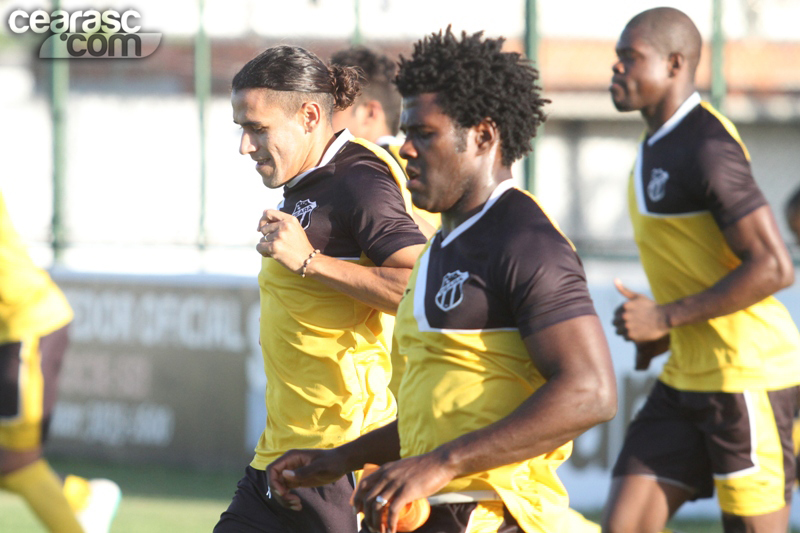 [11-08] Treino técnico + tático - 10