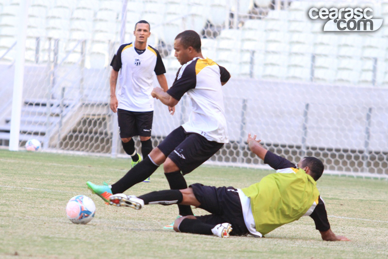 [07-03] Treino coletivo - Castelão - 2